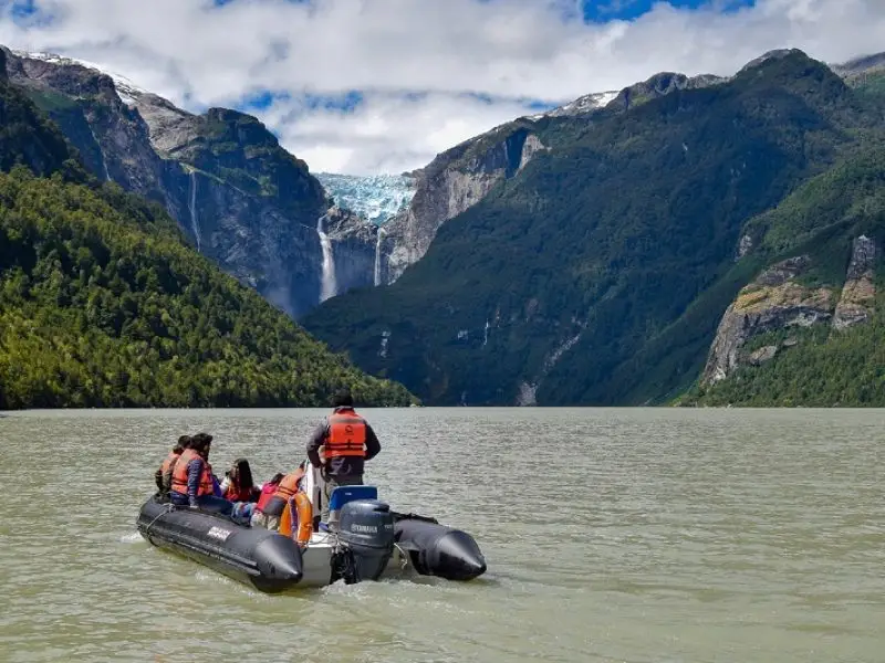 Paseo en bote Parque Nacional Queulat