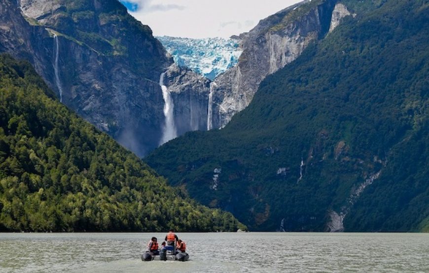 Paseo en bote Parque Nacional Queulat